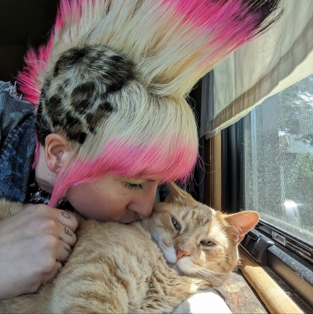 Meet your Posher, Alana